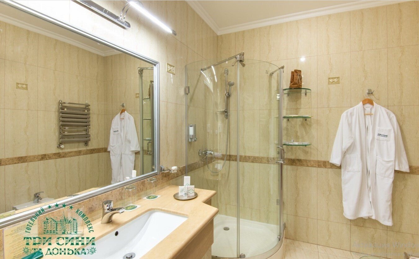 Картинка Три Сини та Донька 4*